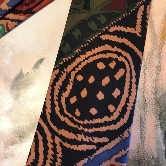 Le chateau tie - Picture 7 of 8